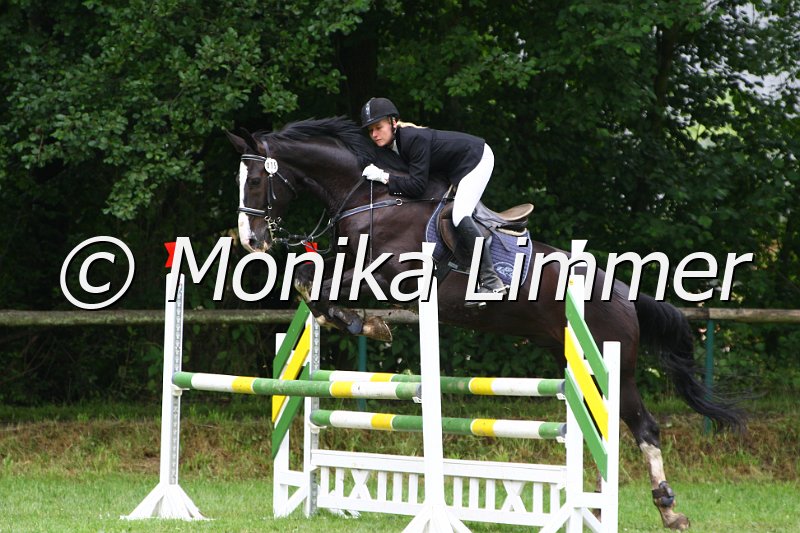 007L8081_Angel_Spring Axx.JPG